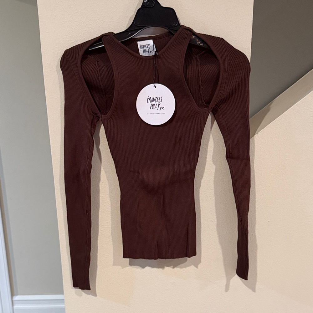 NWT! PRINCESS POLLY BROWN TOP